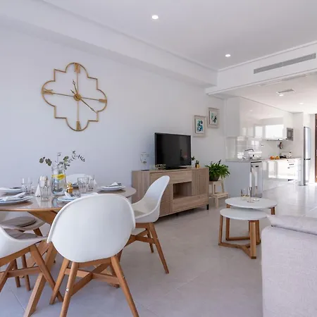 Bahia Homes * Τορεβιέχα
